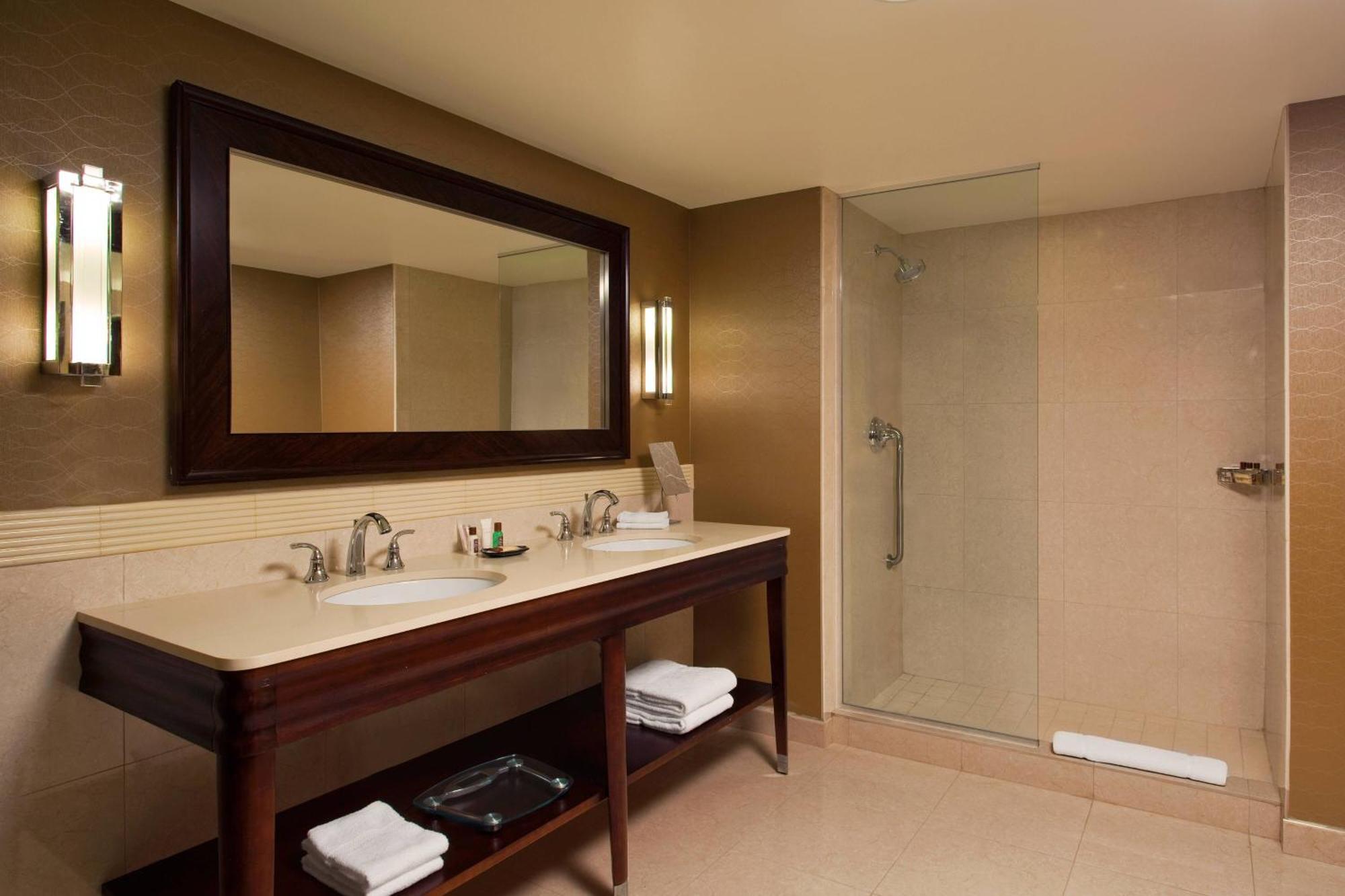 Sheraton Valley Forge King of Prussia