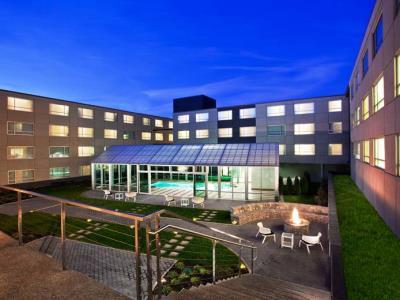Sheraton Valley Forge Hotel